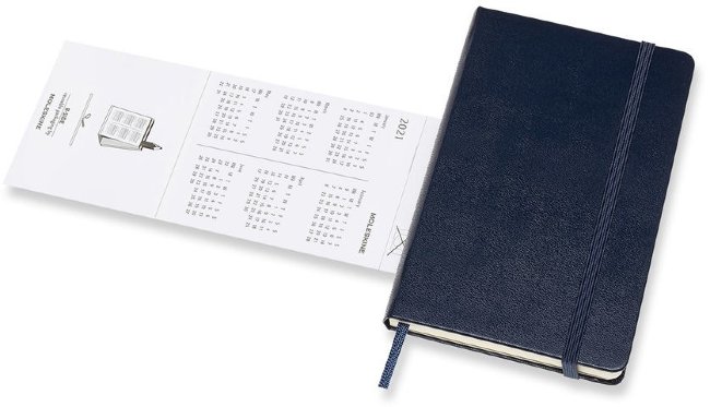 Еженедельник Moleskine CLASSIC WKNT Pocket 90x140мм 144стр. синий сапфир Еженедельник Moleskine CLASSIC WKNT Pocket 90x140мм 144стр. синий сапфир