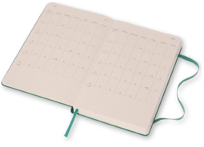 Ежедневник Moleskine CLASSIC DAILY LARGE, A5, зеленый малахит Ежедневник Moleskine CLASSIC DAILY LARGE, A5, зеленый малахит