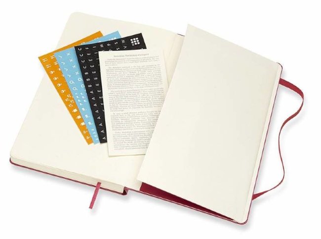 Ежедневник Moleskine CLASSIC DAILY LARGE, малиновый