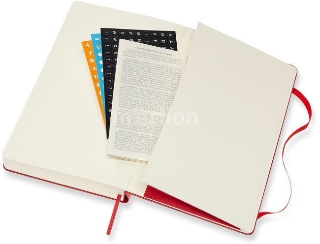 Ежедневник Moleskine Academic Daily, датированный на 18 месяцев, красный